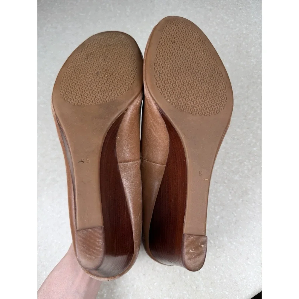 Tory Burch Sally‎ Pebbled Leather Wedge Pumps Mismatched Right 8.5/Left 8